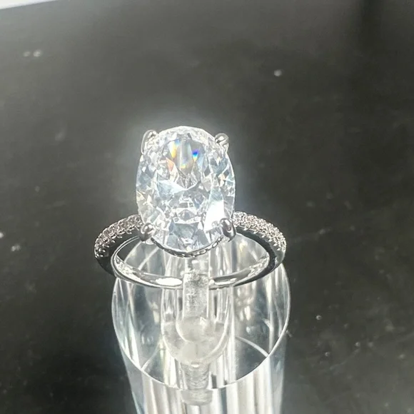 Fashion Jewelry Silver Ring Size 7 - Picture 1 of 9